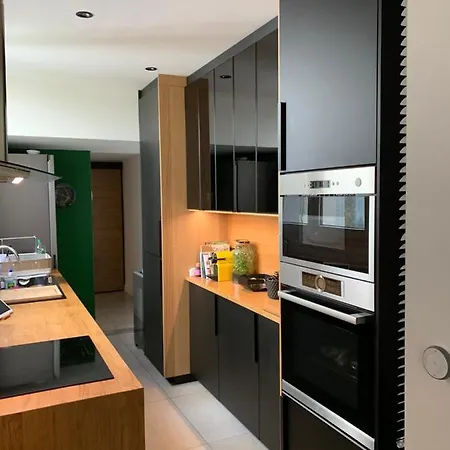 Δωμάτια σε οικογενειακή κατοικία Cocoon Dans Maison Avec Et Jardin En Centre