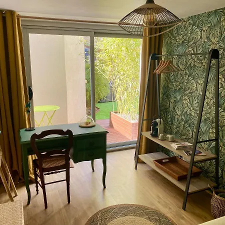Cocoon Dans Maison Avec Et Jardin En Centre Homestay *