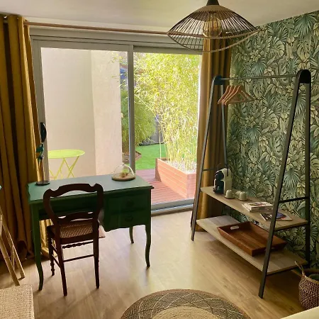 Cocoon Dans Maison Avec Et Jardin En Centre Homestay *